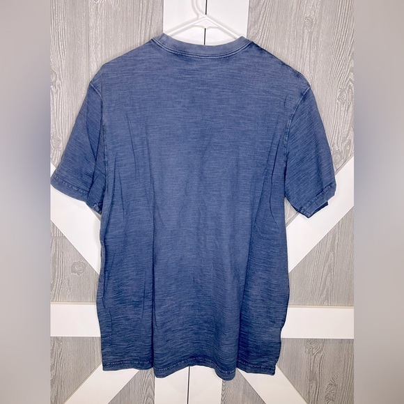D18.04 Eddie Bauer Men's Legend Indigo Wash Short-Sleeve Pocket T-Shirt M - Picture 2 of 3